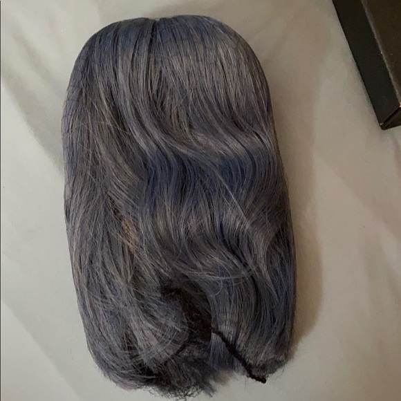 Wigs - Picture 2 of 3